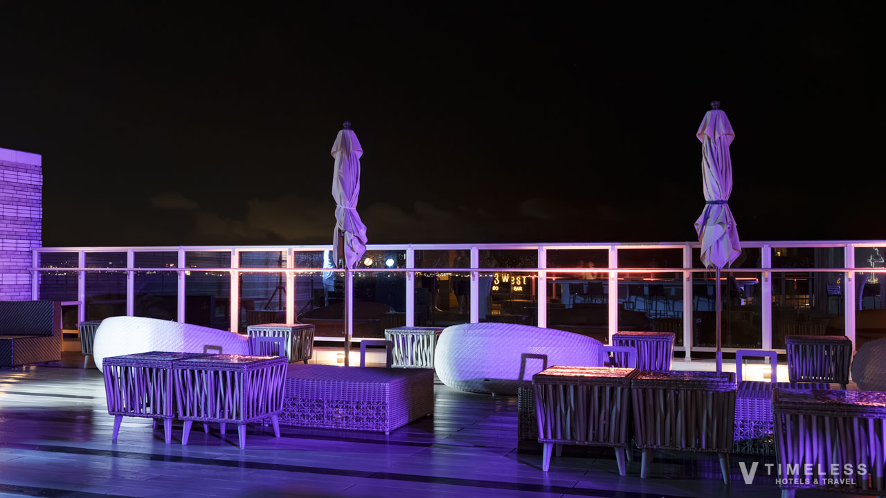 43ウェスト ルーフトップバー