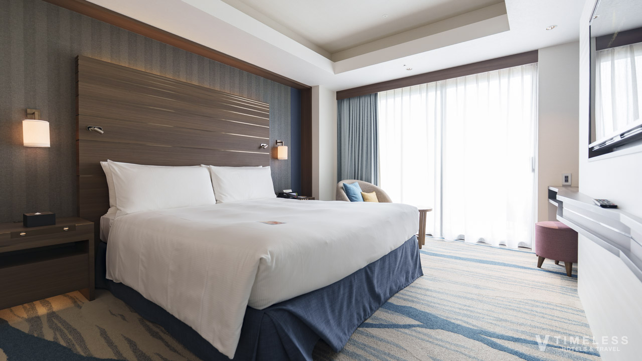 スイートルームのベッドルーム