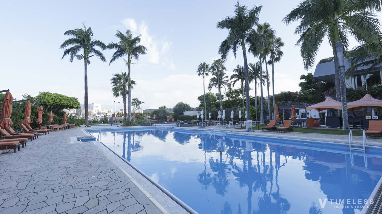 ガーデンプール