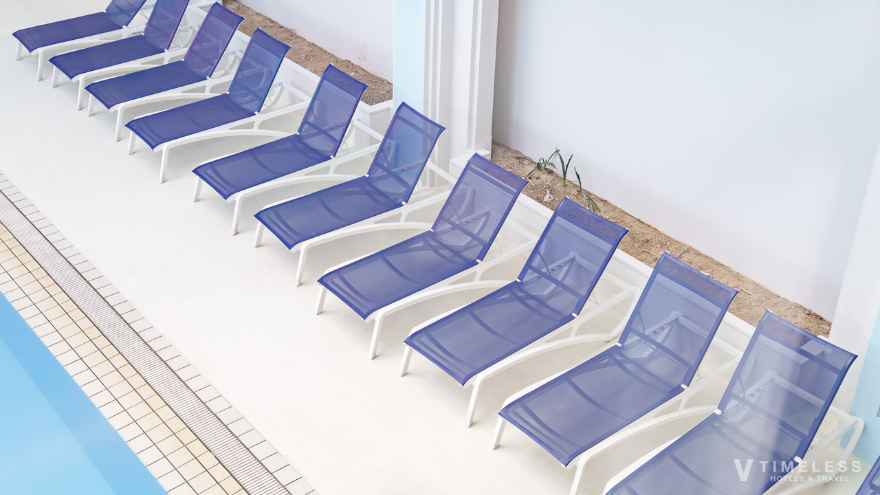 タオルカウンターがあるので手ぶらでプールに行ける