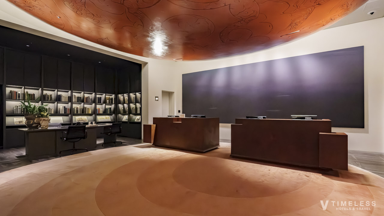 落ち着いた照明が美しいJWマリオット・ホテル東京のレセプション
