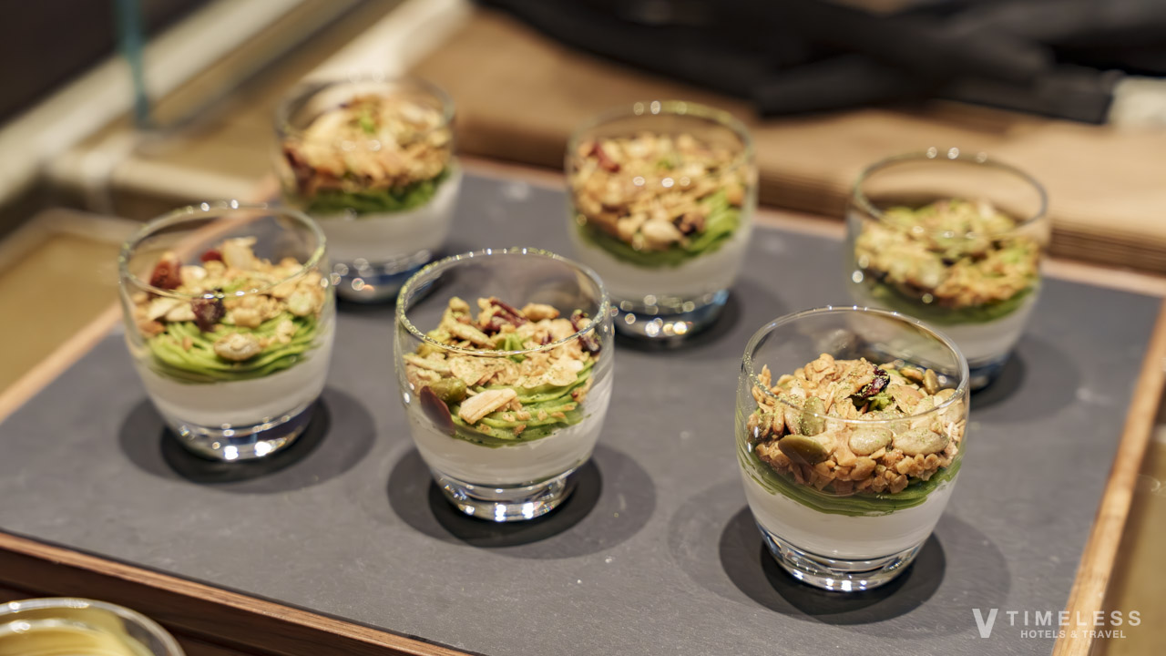抹茶とグラノーラのパルフェ|JWマリオット・ホテル東京の朝食でおすすめのスイーツ