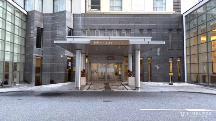 メルキュールホテル沖縄那覇のエントランス