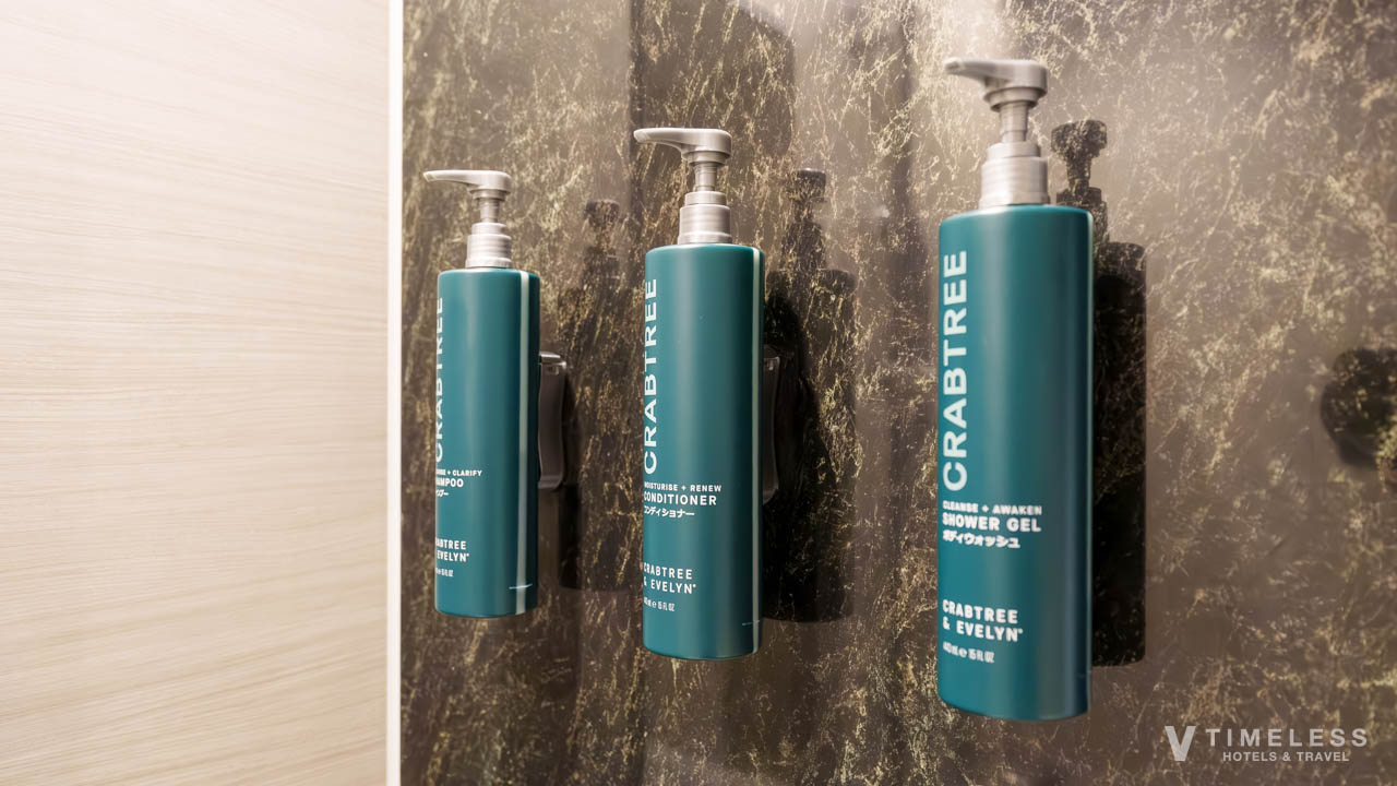 シャンプー、コンディショナー、ボディソープはヒルトン系ではお馴染みのクラブツリー&イヴリン(Crabtree&Evelyn)