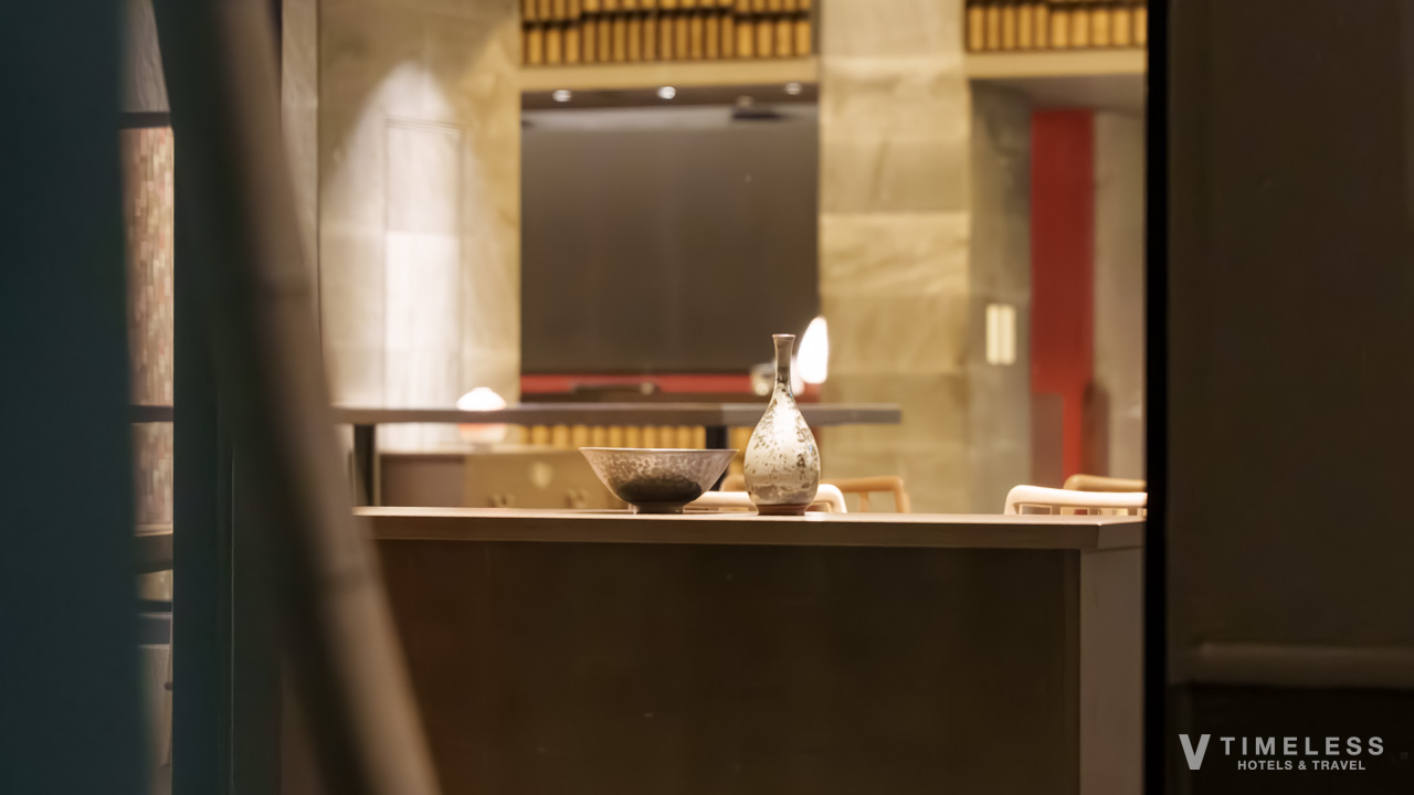 京都の工芸品を展示