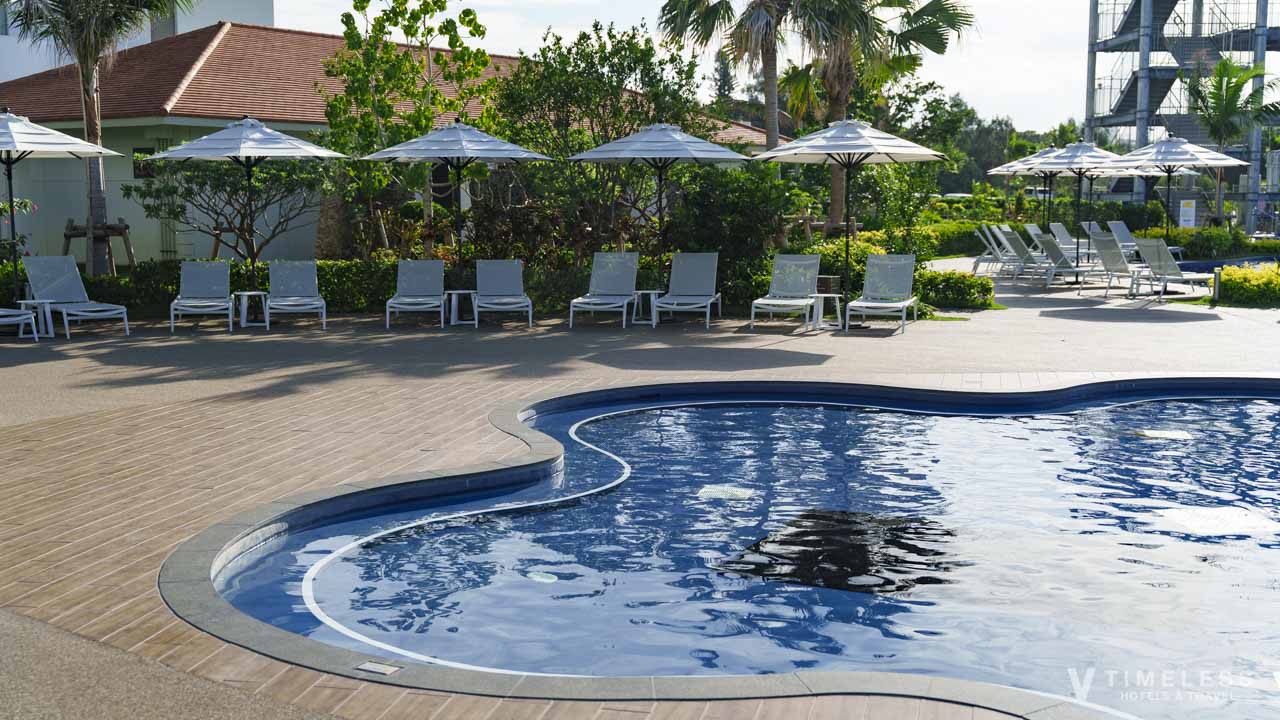 キッズプールのわらばープール