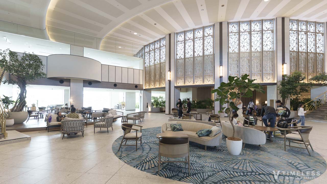 グランドメルキュール沖縄残波岬リゾートのロビー