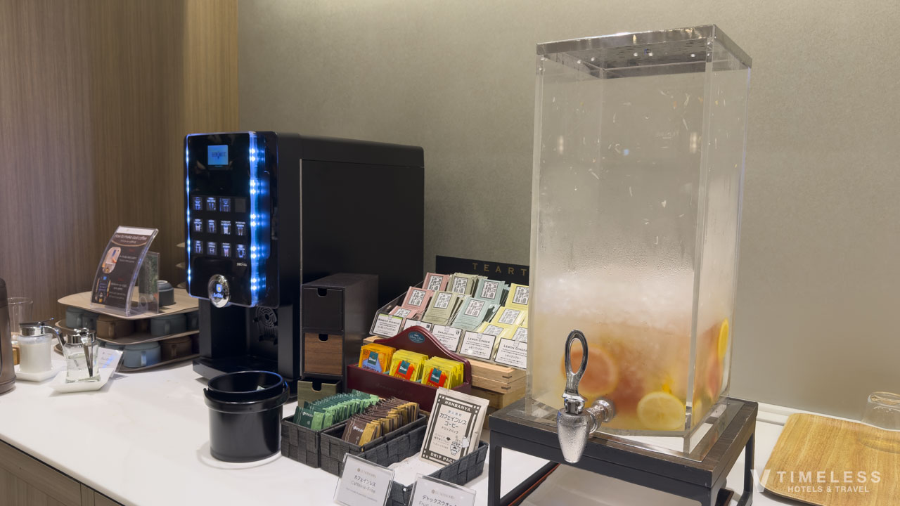 コーヒーや紅茶、ソフトドリンクバーも完備