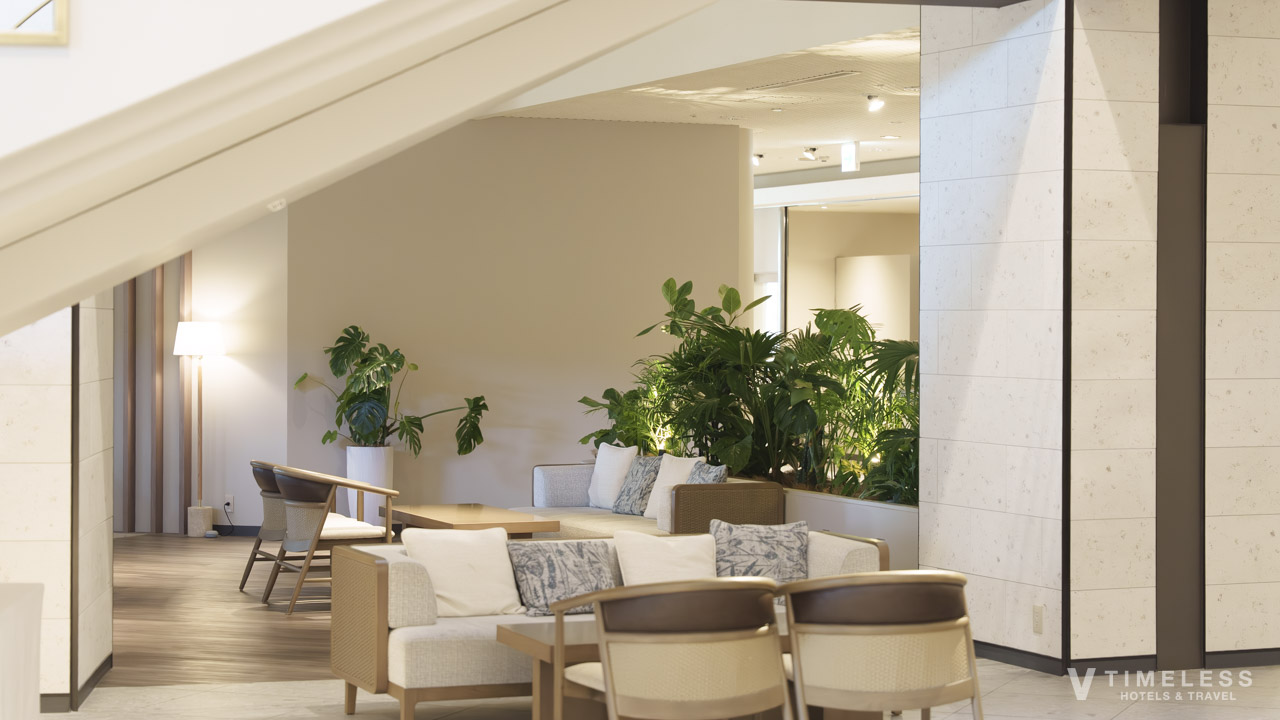 ロビーはどこを切り取ってもリゾート感のある空間