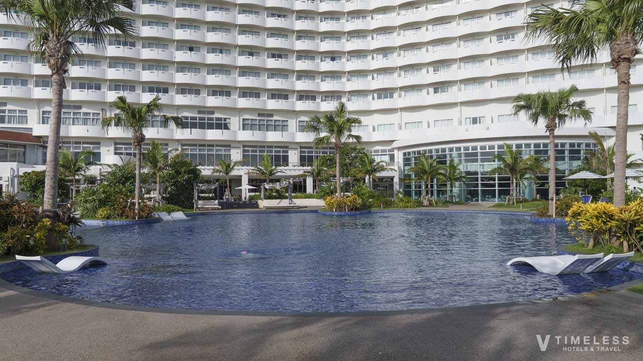 うまんちゅプール