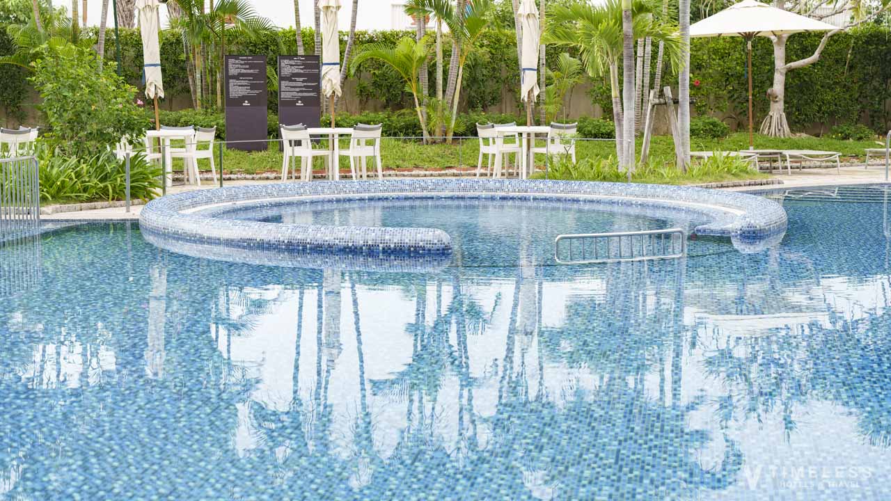 ラグーンプールのジャグジー