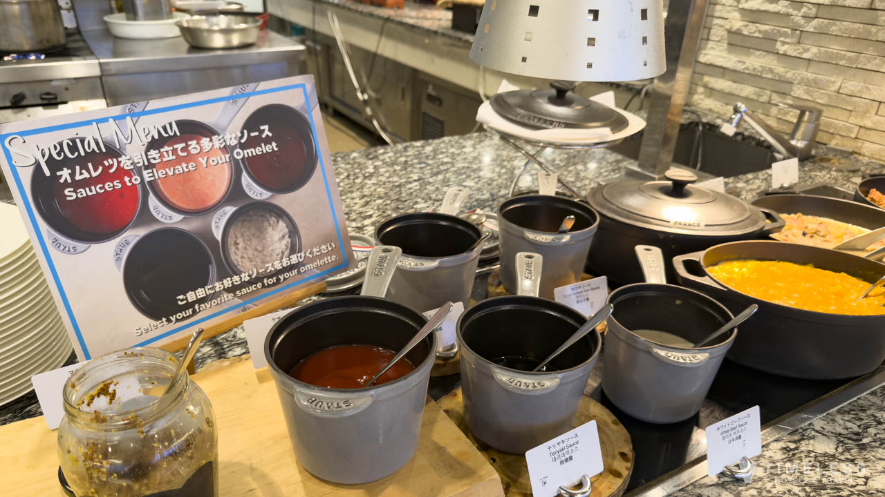 オムレツのソースも充実