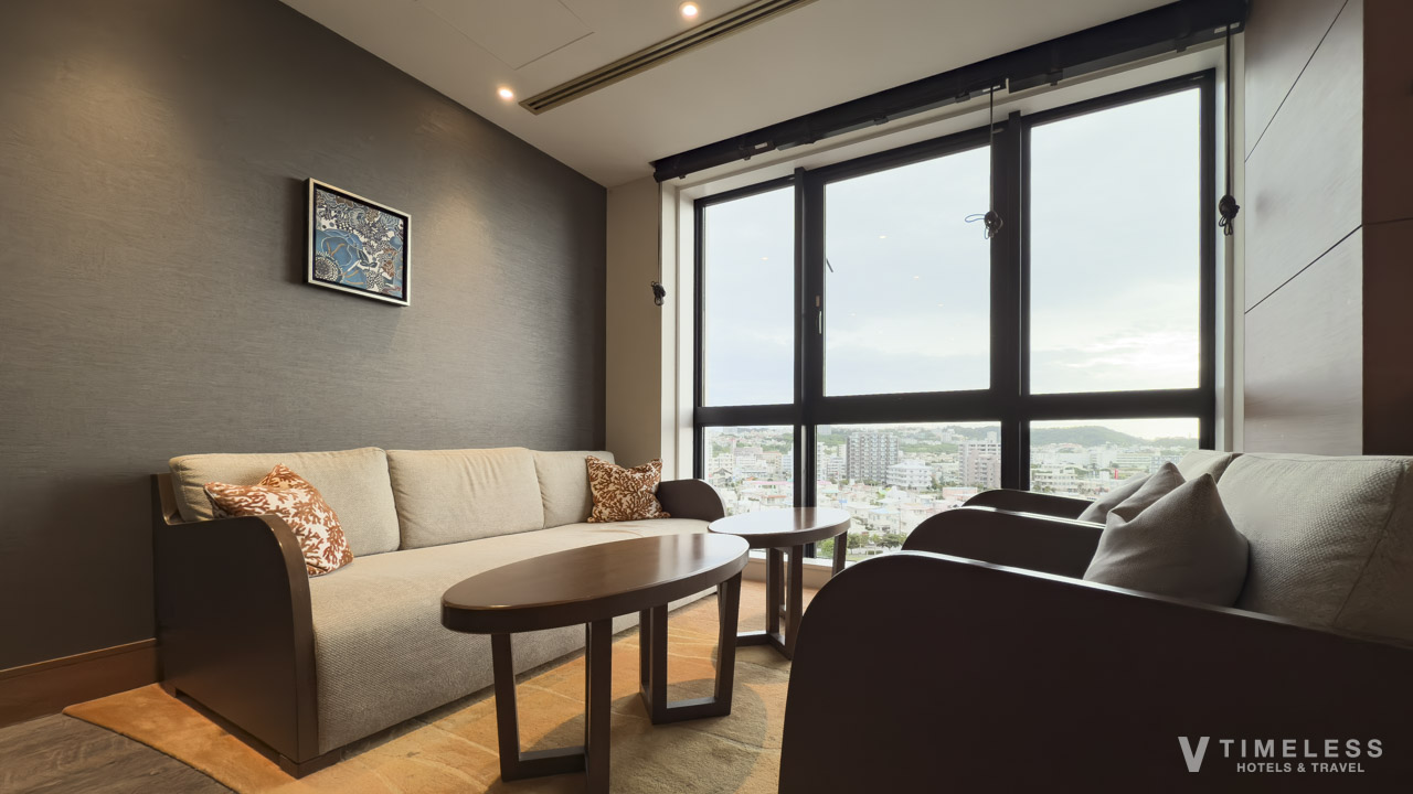 エグゼクティブラウンジのソファ席