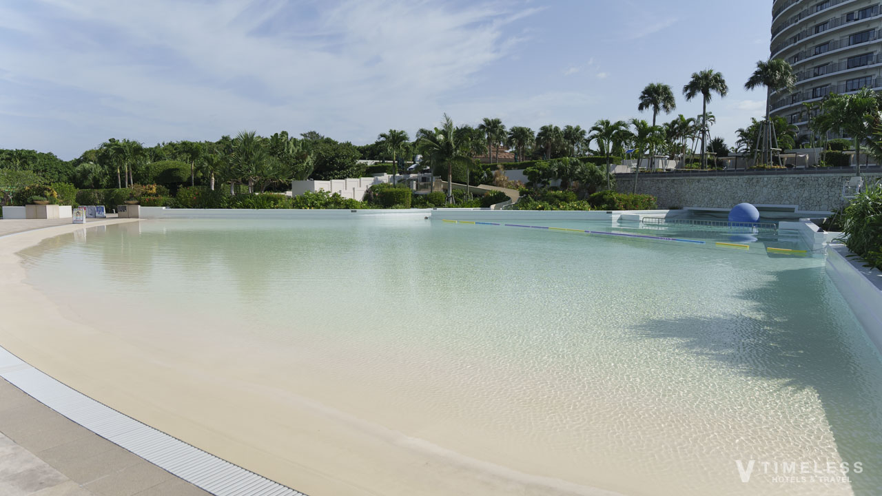 ウェイブプール