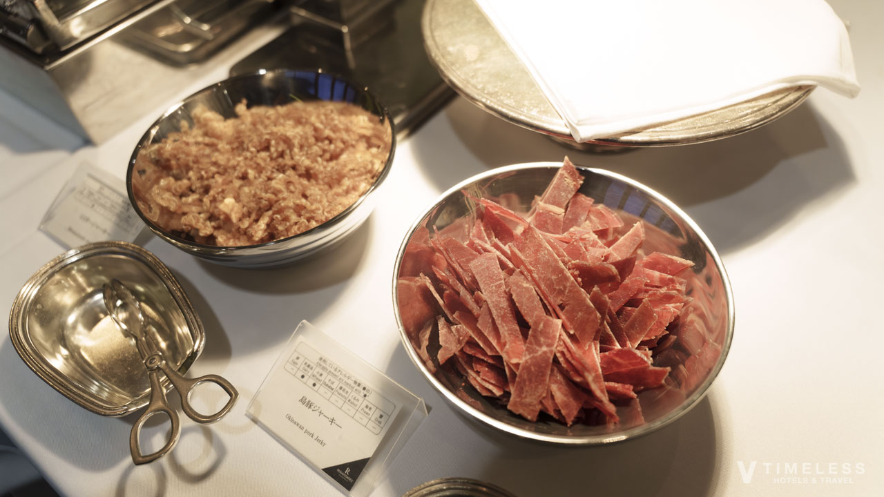 沖縄らしい島豚ジャーキーやミミガージャーキー