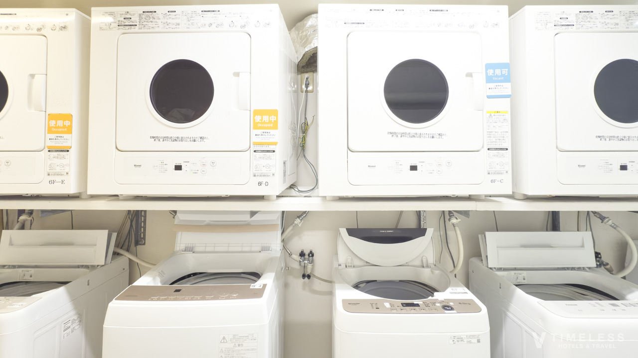 各フロアにある無料で使える洗濯機＆乾燥機