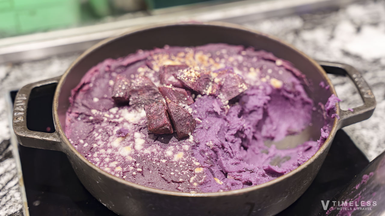 セイルフィッシュカフェの朝食ビュッフェで楽しめる紅芋グラタン