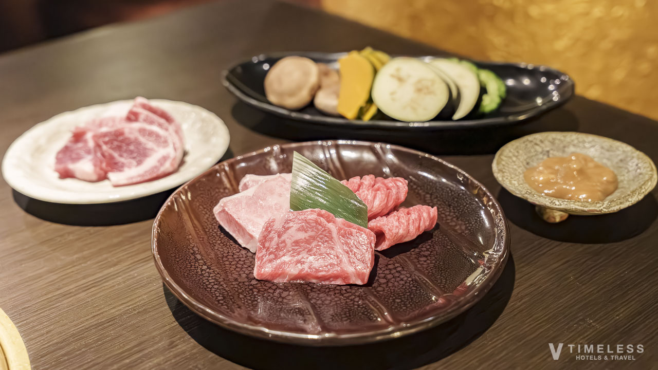 琉球炭火焼肉を堪能できる「海風(うみかじ)」