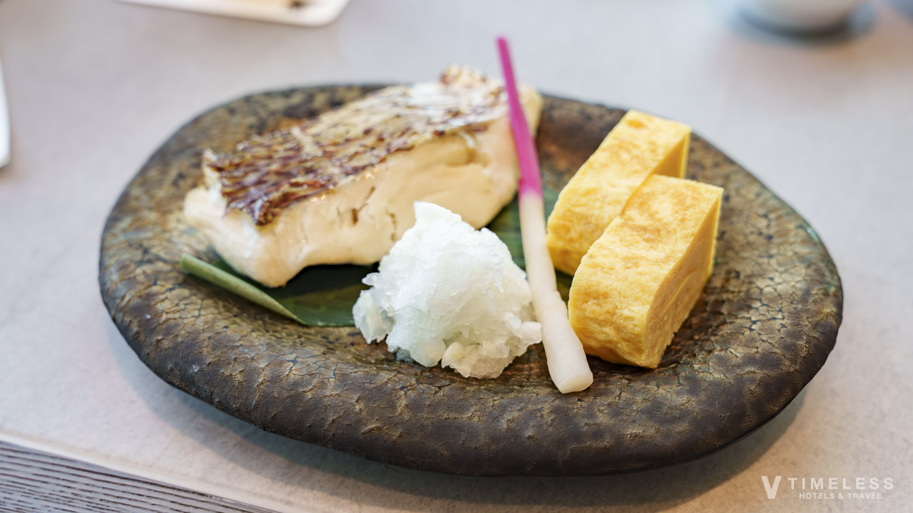 JWマリオット・ホテル東京のエグゼクティブラウンジ朝食|焼き魚と出汁香る玉子焼きの和朝食プレート