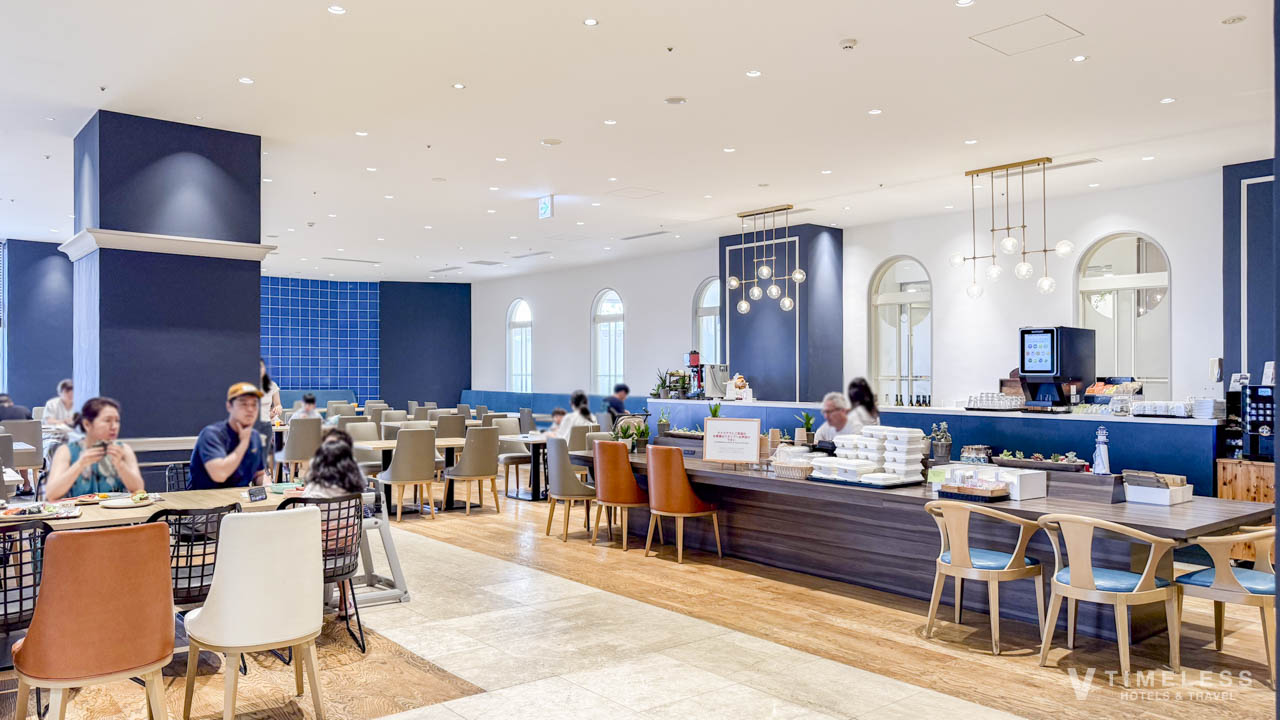 レストラン「QWACHI」の店内