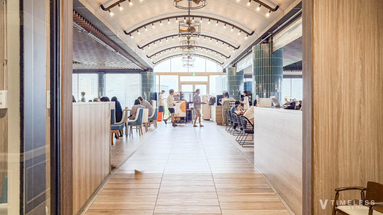 レストラン「クワッチー」の店内