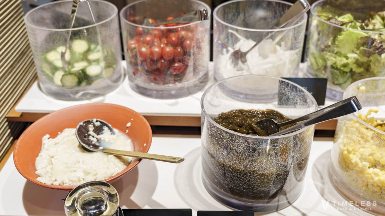 オリエンタルホテル沖縄リゾート&スパ 朝食｜うちなーだいにんぐ じなんぼうのサラダバー