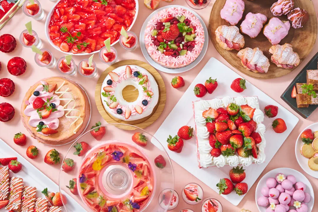 ダブルツリーbyヒルトン那覇首里城 グランドキャッスルカフェ&ダイニング|いちごスイーツビュッフェ