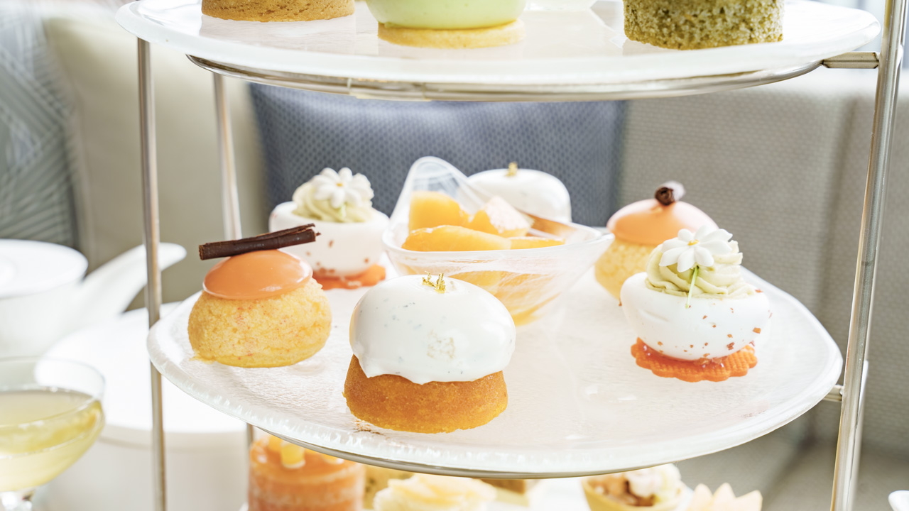 スイーツ シュークリームとモワルー