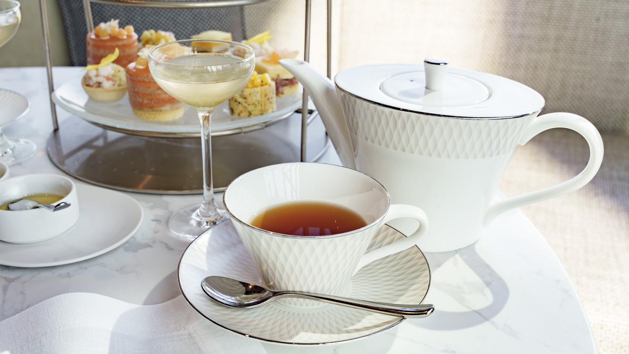紅茶・日本茶のフリーフロー ティーポットとアイスティー