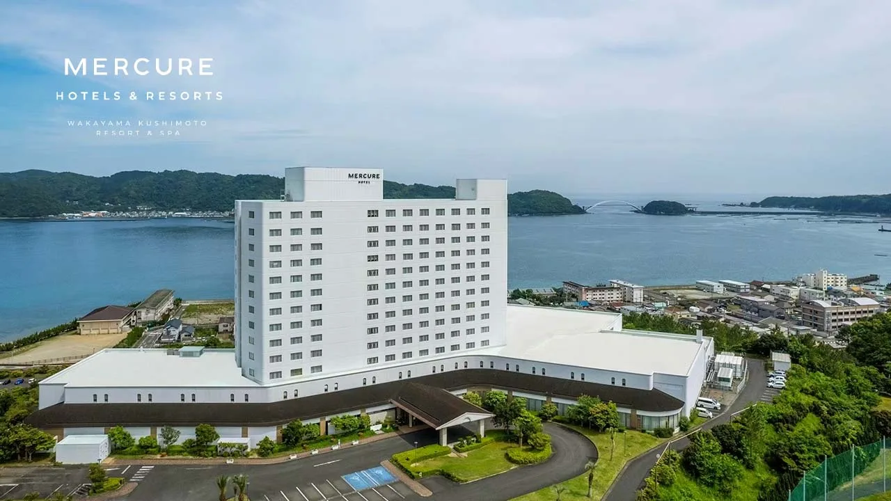メルキュール和歌山串本リゾート＆スパ｜本州最南端の高台で、朝日と橋杭岩に起こされる