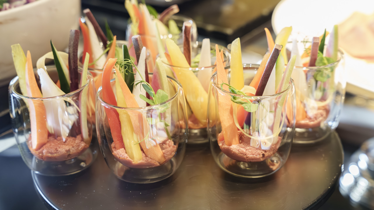 ザ・リッツ・カールトン東京 クラブラウンジのランチ|彩り野菜のスティック