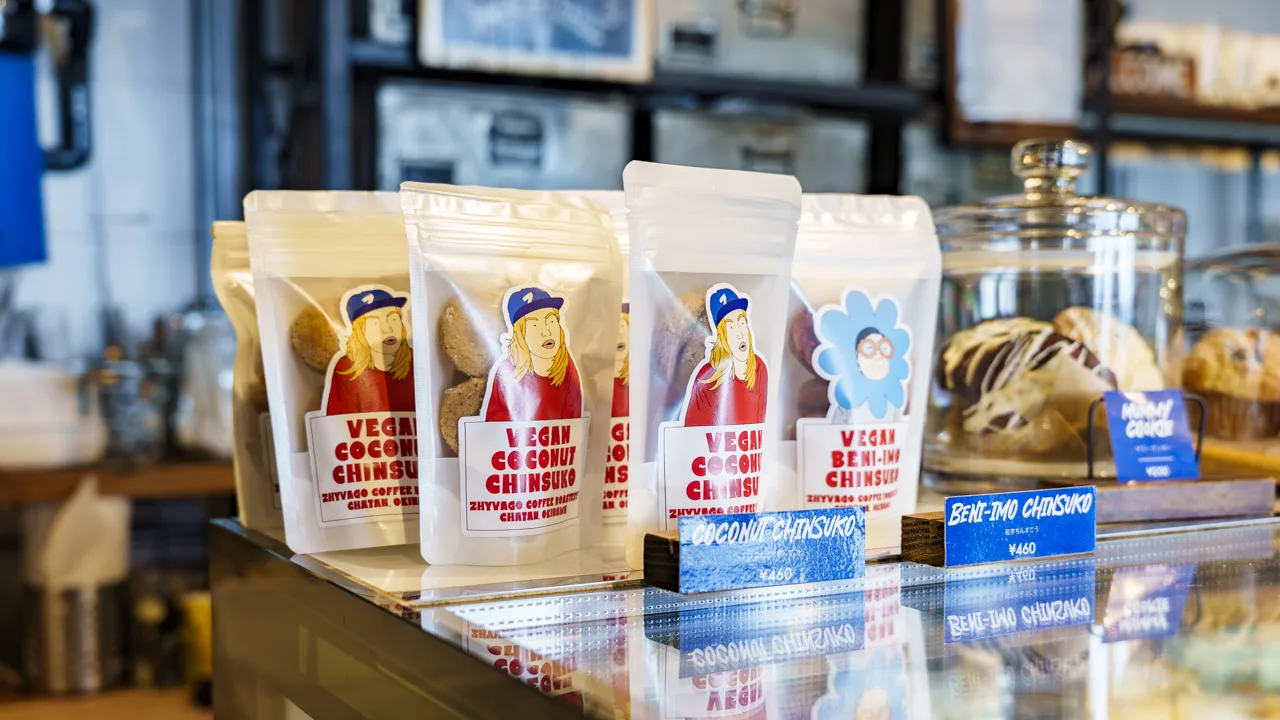 ジバゴ コーヒー ワークス オキナワ アメリカンビレッジ北谷のヴィーガンチンスコーと焼き菓子